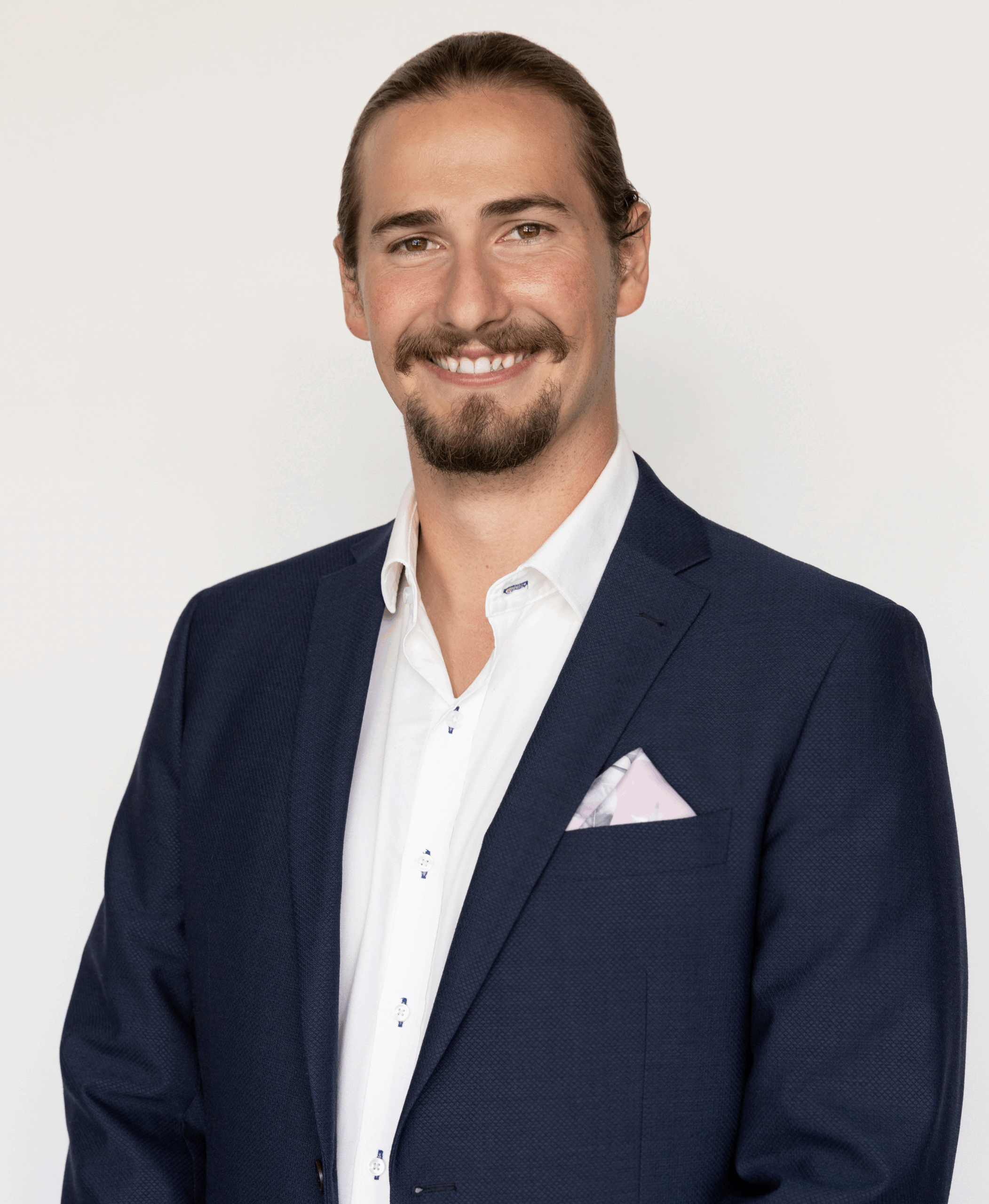 Peter Dziecol, Energy Software Developer, focuses on leveraging technology to create more efficient, sustainable, and affordable energy solutions.